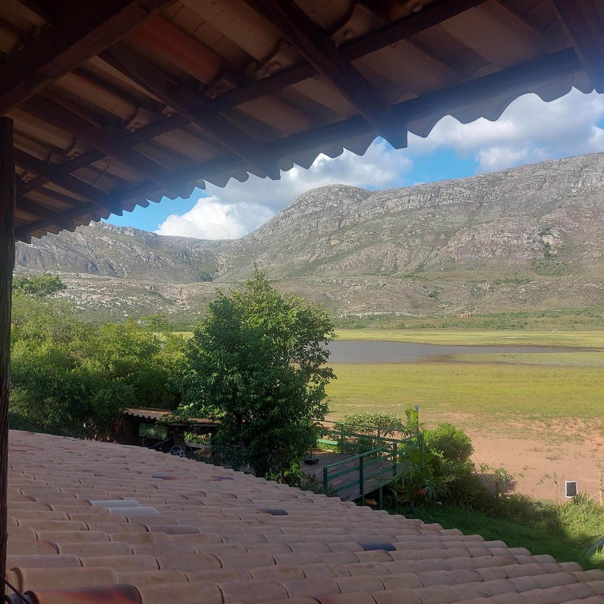 Casas E Apartamentos Da Praia, Lapinha Na Beira Do Lago ซานตานาโดฮิอาโช ภายนอก รูปภาพ